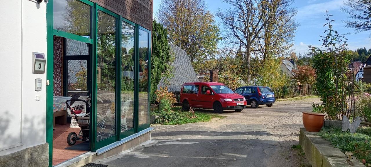 Familienfreundliche Ferienwohnung Erzgebirge Schneeberg  Eksteriør billede